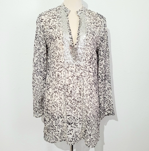 Chico’s Woman 100% Silk Animal Print Tunic Top Size 1 Large Beaded Embellished - Picture 3 of 14